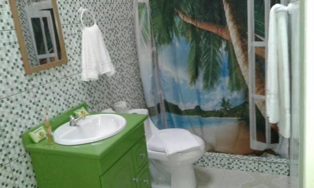 Cabinas Hukats Secret Jungle Puerto Viejo de Talamanca Экстерьер фото